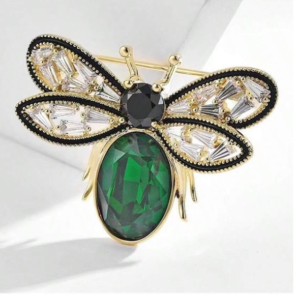 Anthropologie Jewelry - NWT Green & Gold Bug Rhinestone Pin
